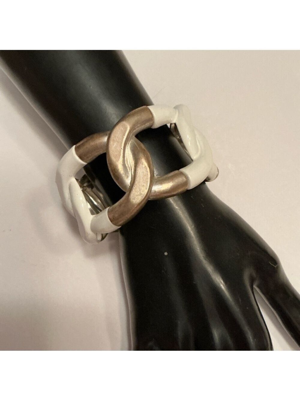 Chunky White & Silver Link Stretch Bracelet